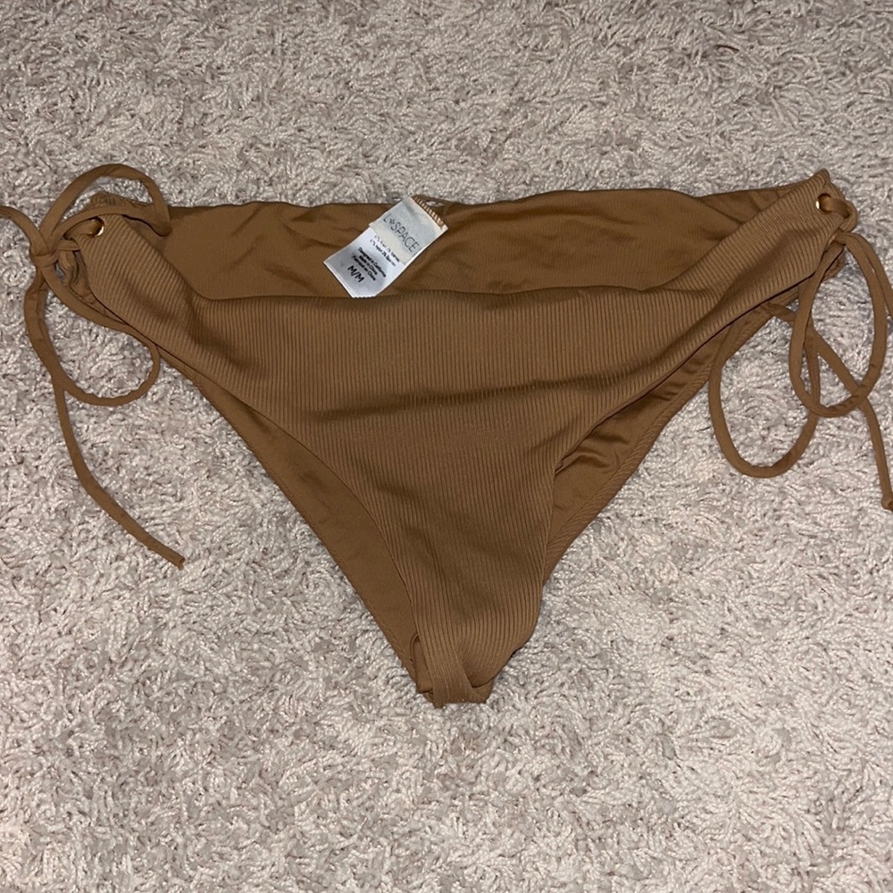 BARELY WORN Tan Lspace Bikini Bottoms Tan with Ties